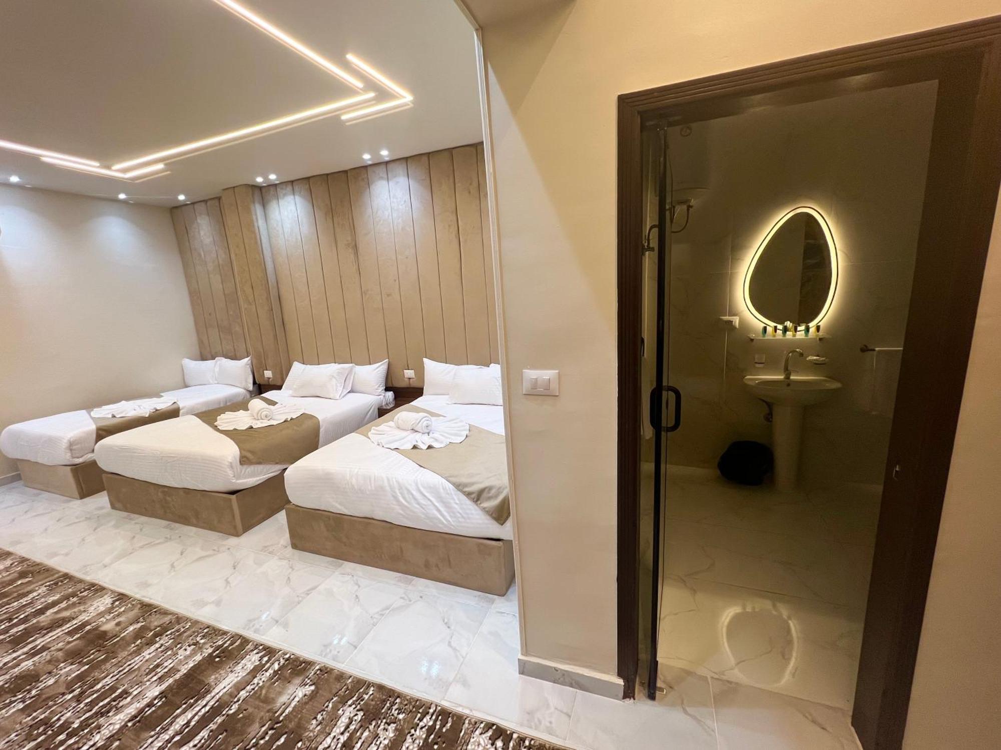 New Glamour Pyramids Hotel Kafrat al Jabal Exterior photo
