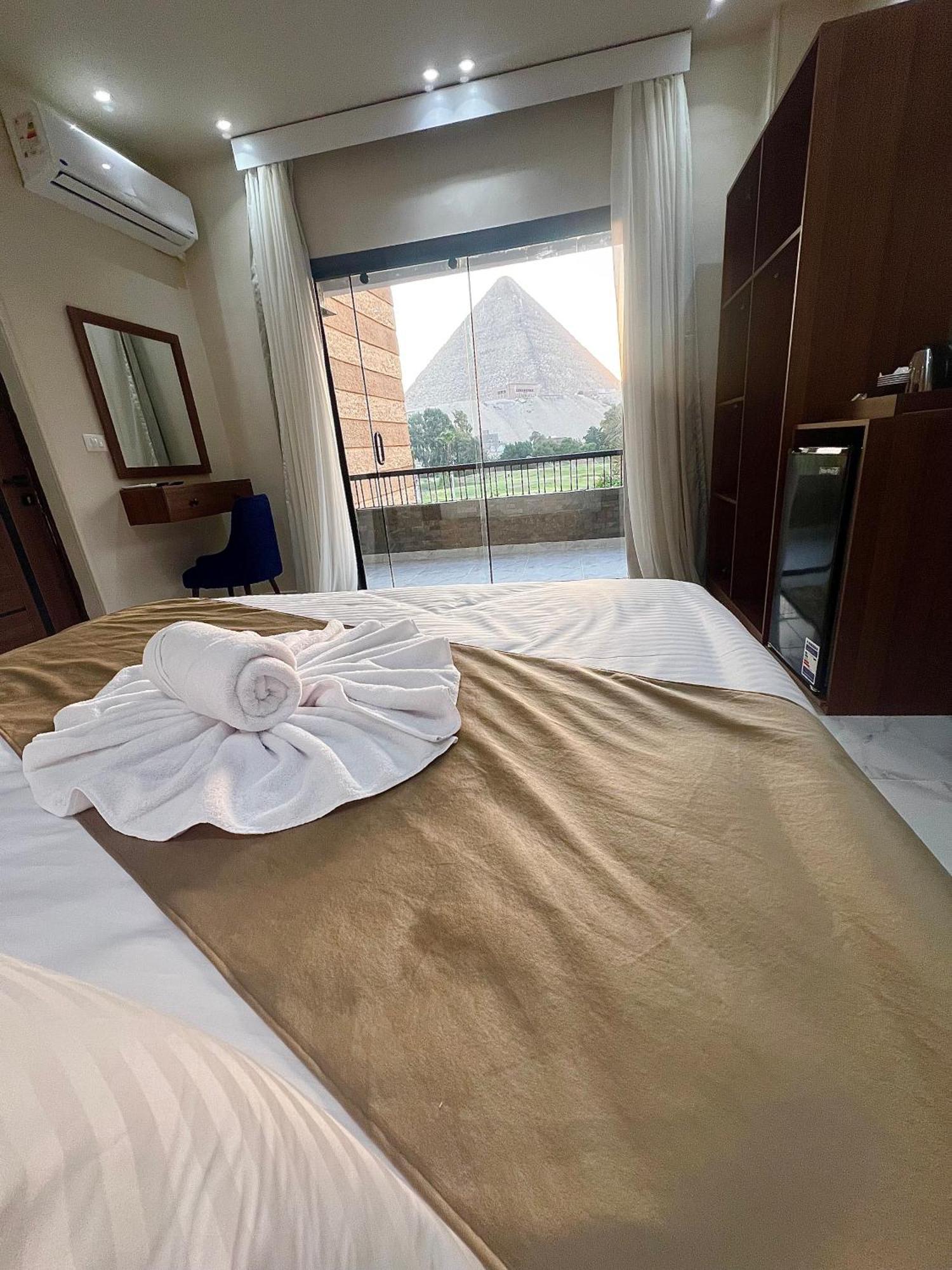 New Glamour Pyramids Hotel Kafrat al Jabal Exterior photo