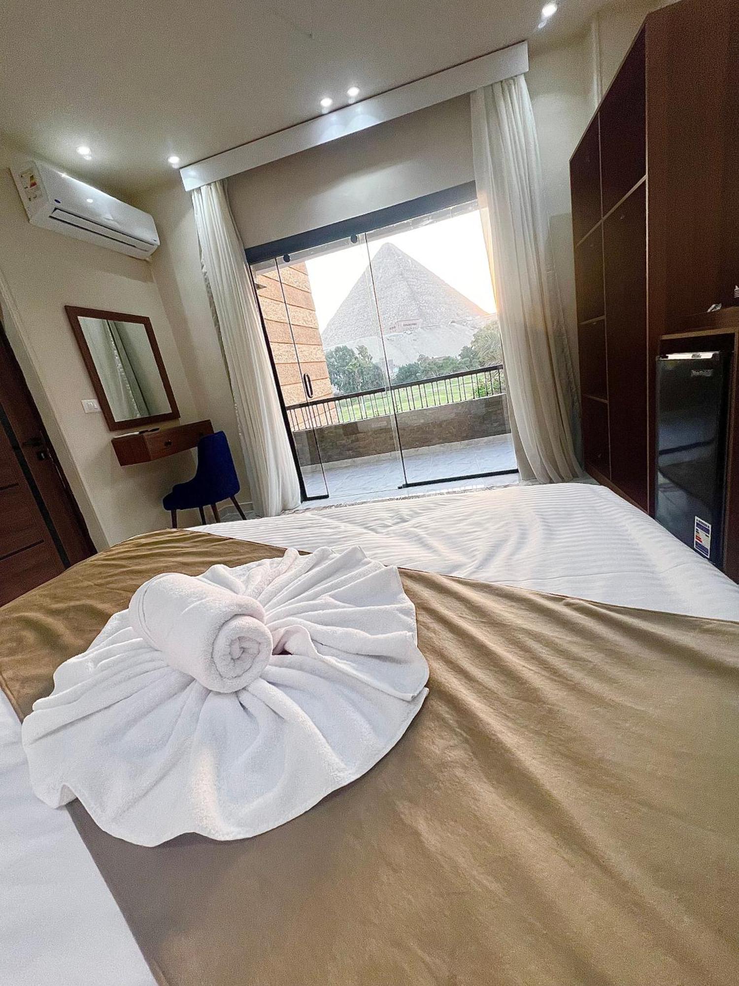 New Glamour Pyramids Hotel Kafrat al Jabal Exterior photo
