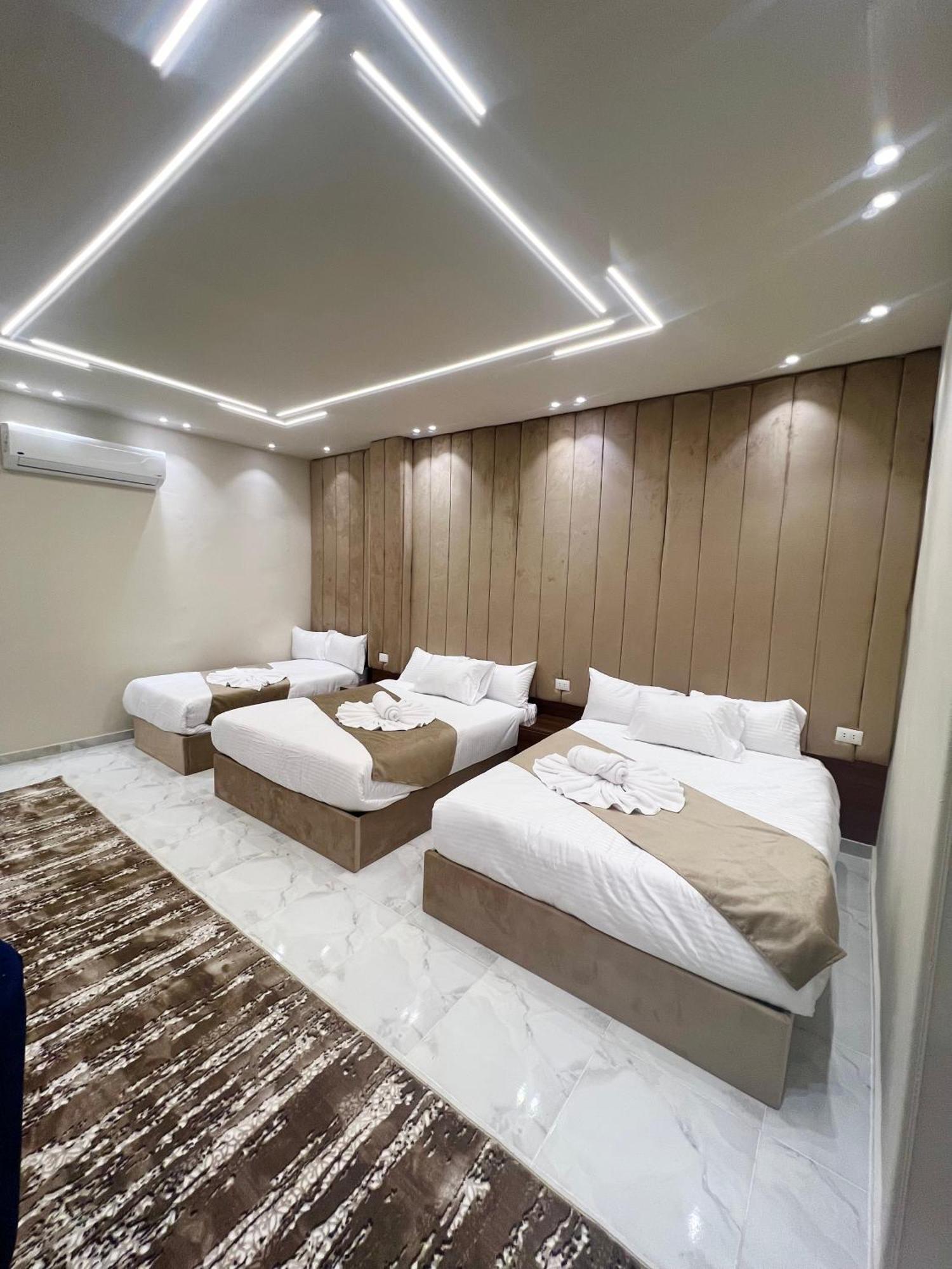 New Glamour Pyramids Hotel Kafrat al Jabal Exterior photo